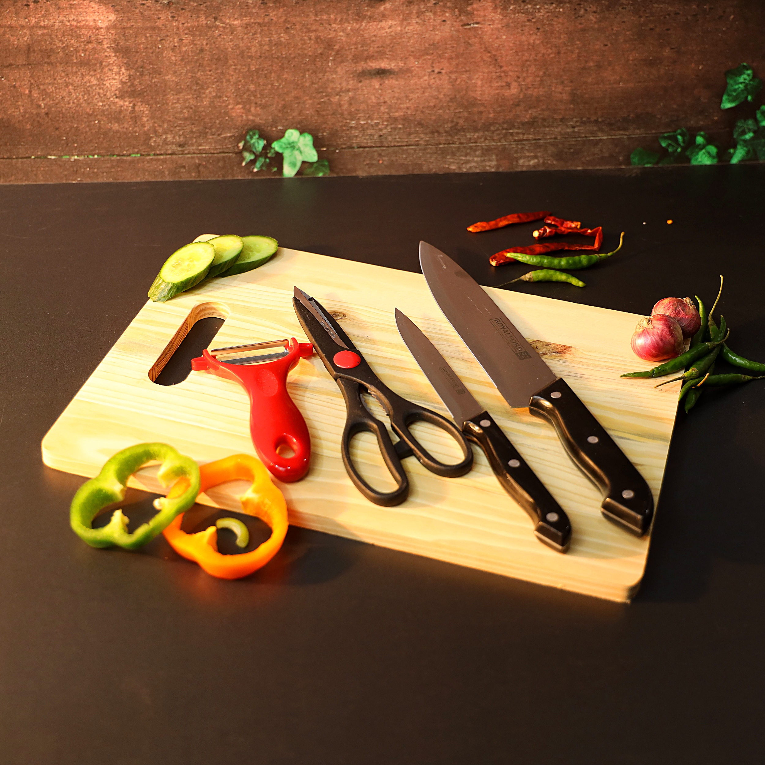 Royalford Two Chamber Cutting Board