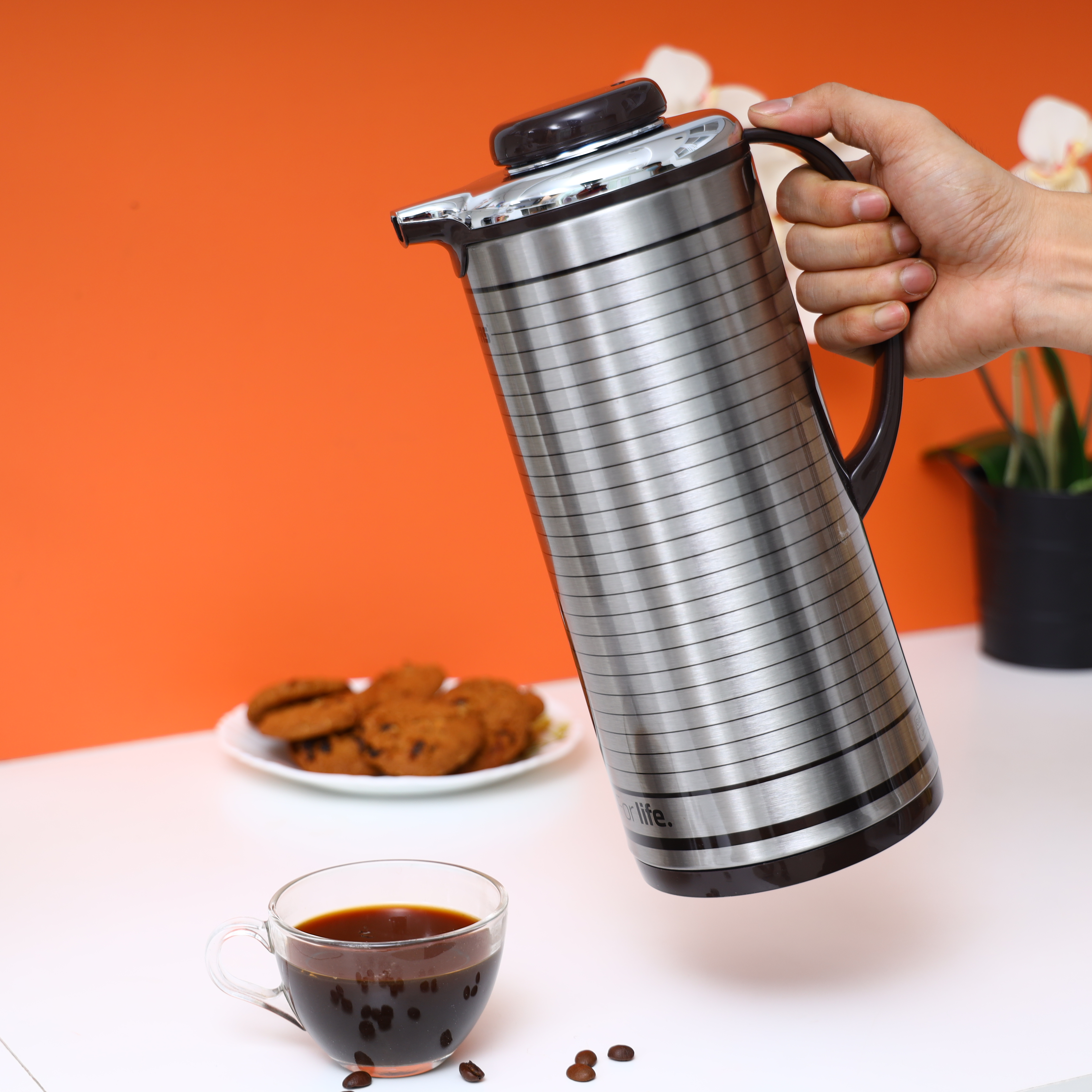 Buy Geepas 3.5L Vacuum Flask - Coffee Heat Insulated Thermos For Keeping Hot/Cold  24 Hours Heat/Cold Online in UAE - Wigme