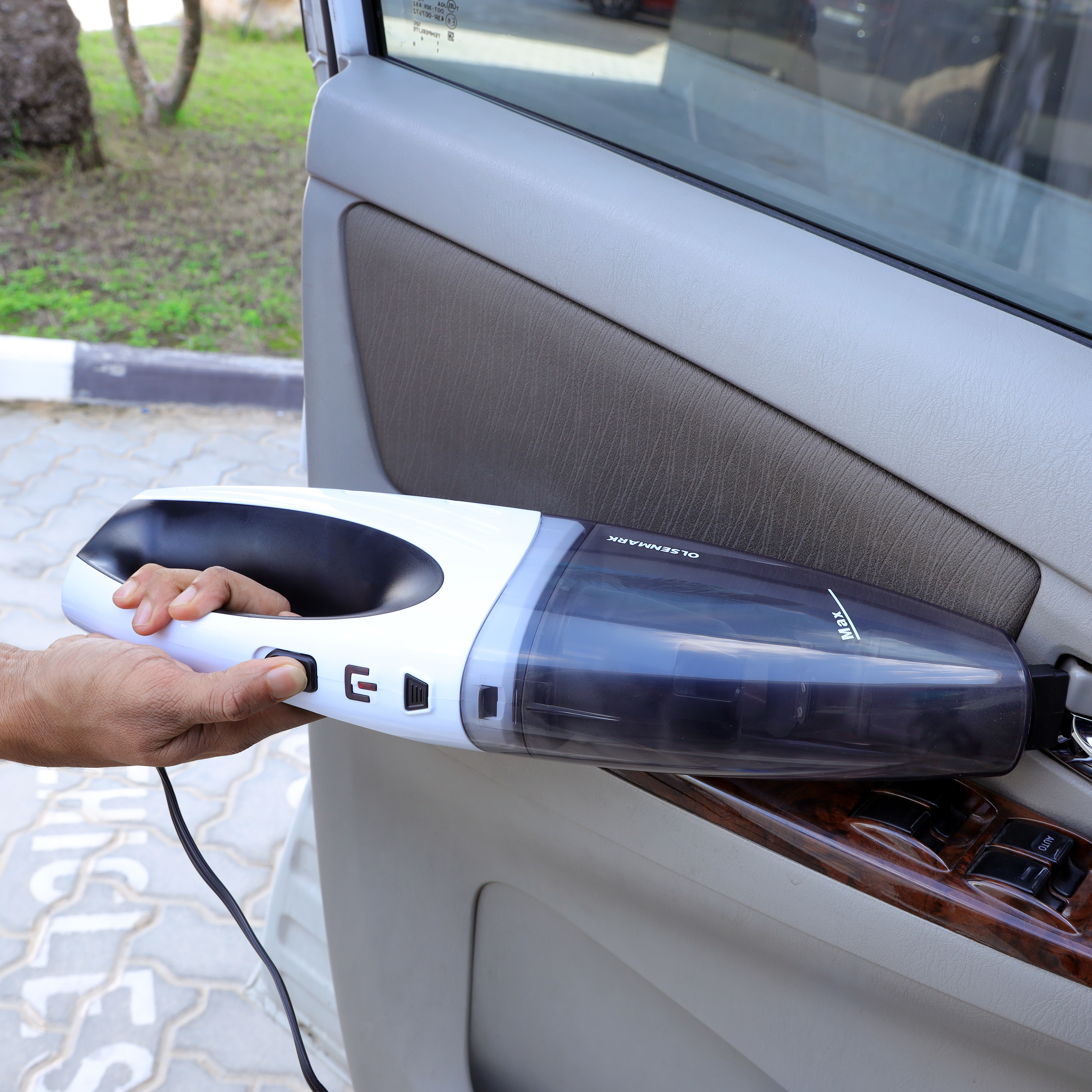 Car vacuum cleaner Handheld wet and dry vacuum cleaner Cordless car home  dual-purpose high-power vacuum cleaner Portable – Eunavi Car Radio Store