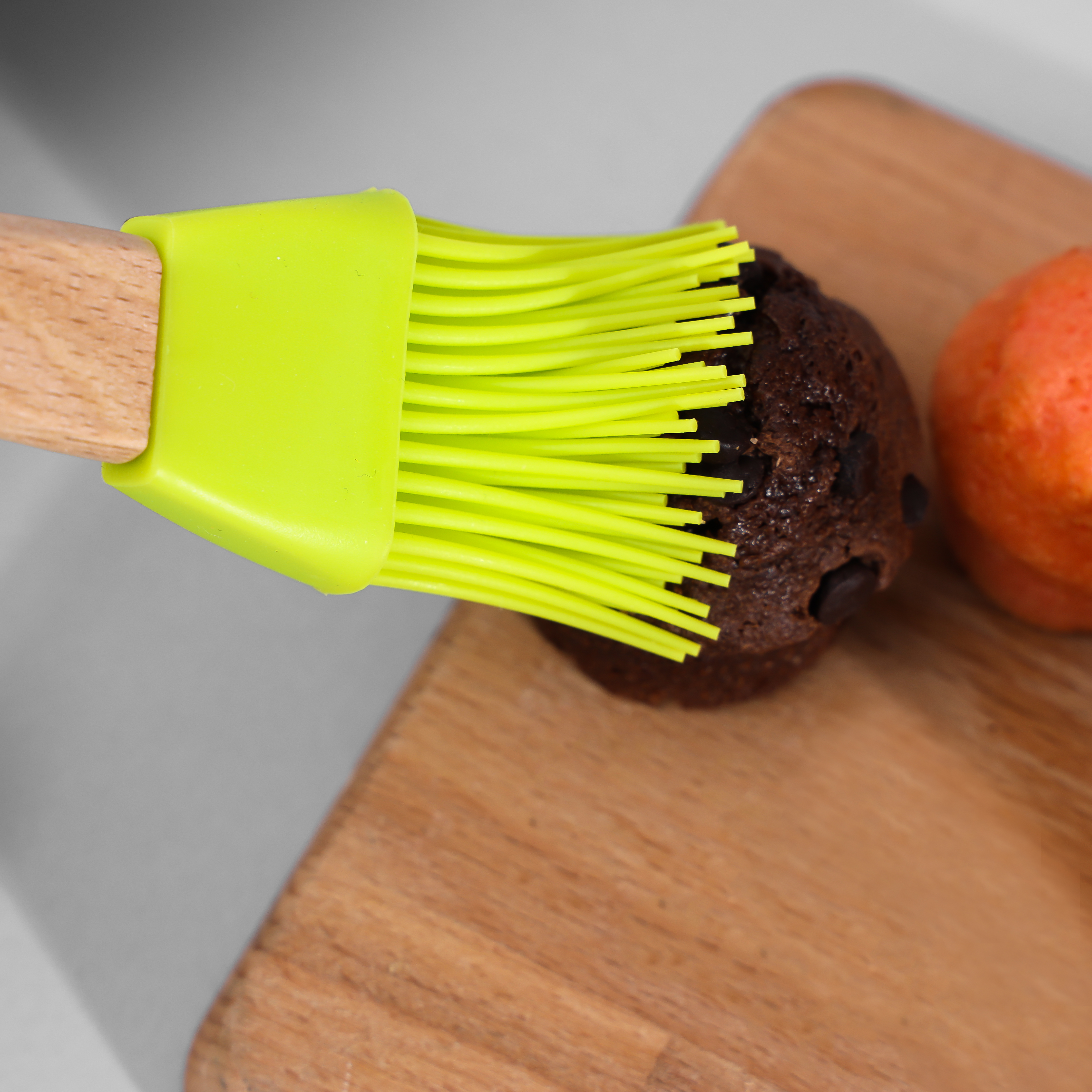 Kitchen Silicone Head Heat Resistant Baking Basting Cooking Pastry Brush  Orange