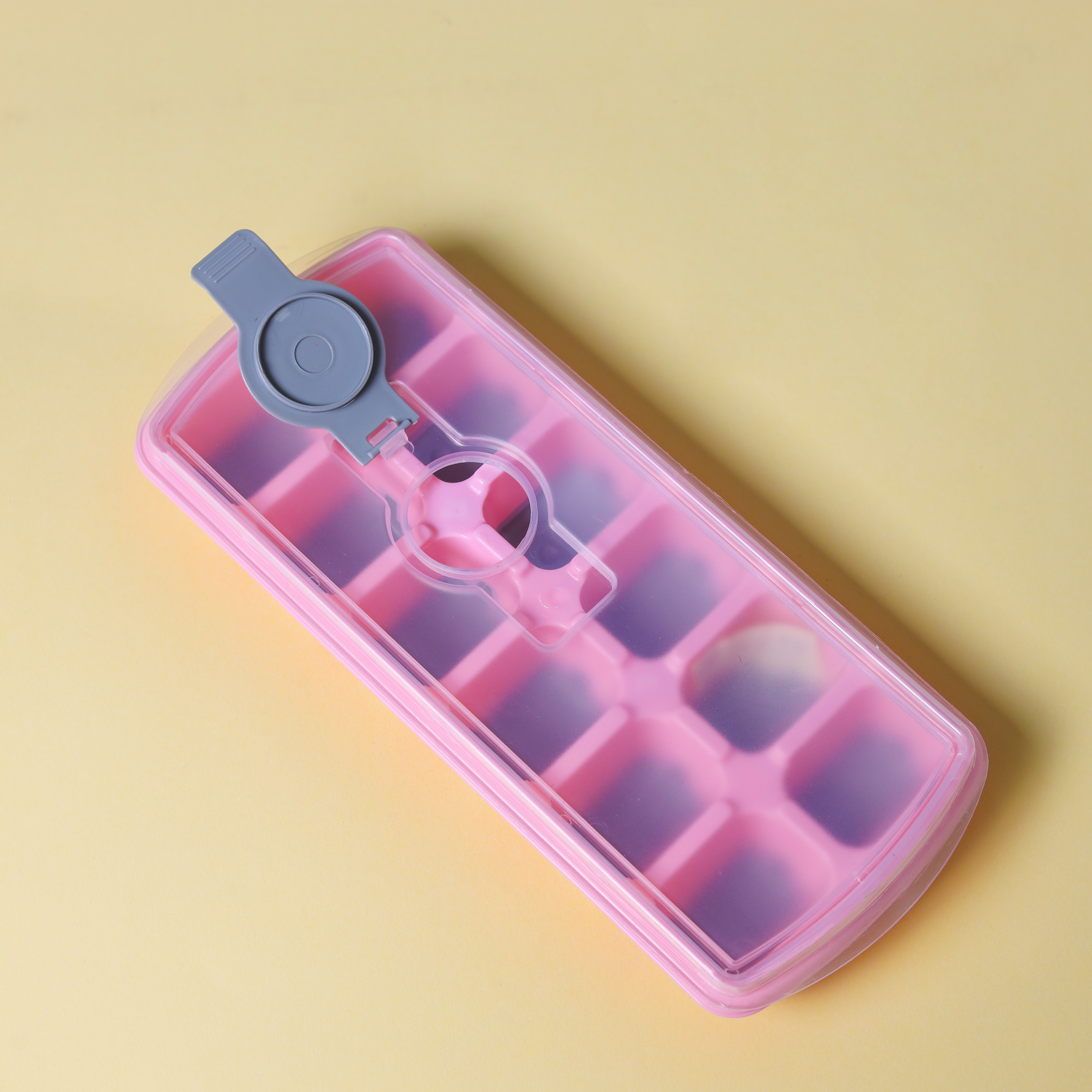 Royal Ford Push And Take Smart Ice Cube Tray