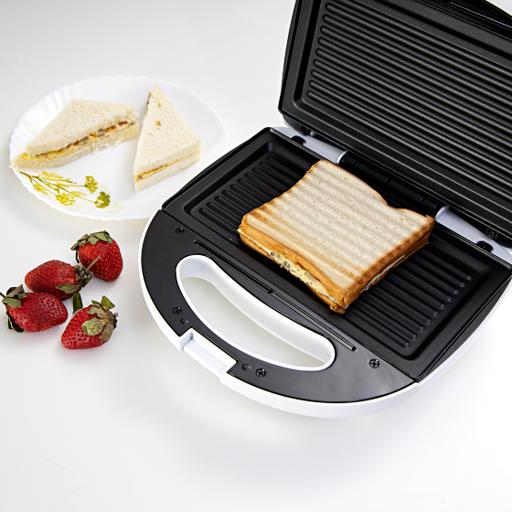 display image 2 for product Geepas Sandwich Toasster - Non Stick Plate with 2 Slice Capacity | Thermostat Control with Indicator Light | Ideal for Sandwich, Omelet & More