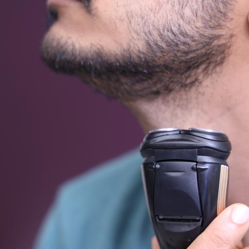 display image 9 for product Geepas Electric Shaver - Triple Floating Blades Safe Face Care Beard Trimmer Shaving Machine