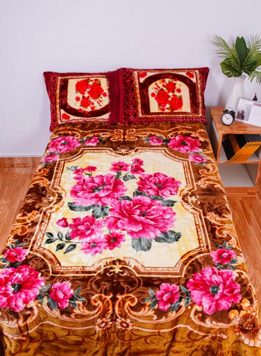 PARA JOHN Cool Floral Bordered Double 2 Ply Soft And Warm Embossed Blanket 200*240 Cm hero image