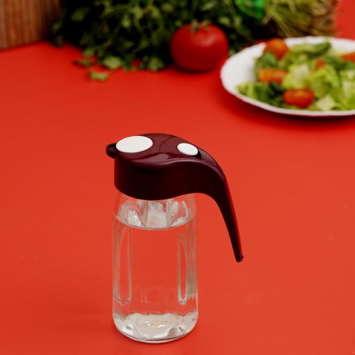 Salad Dressing Container With Easy Pour Out And Spill Proof Spout