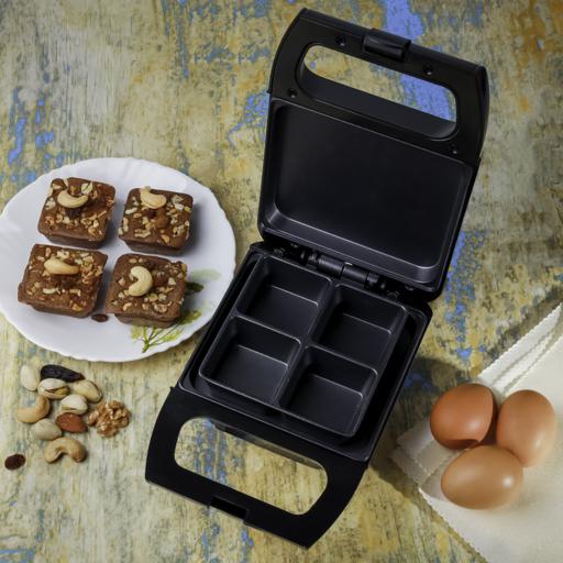 NON-STICK BROWNIE MAKER