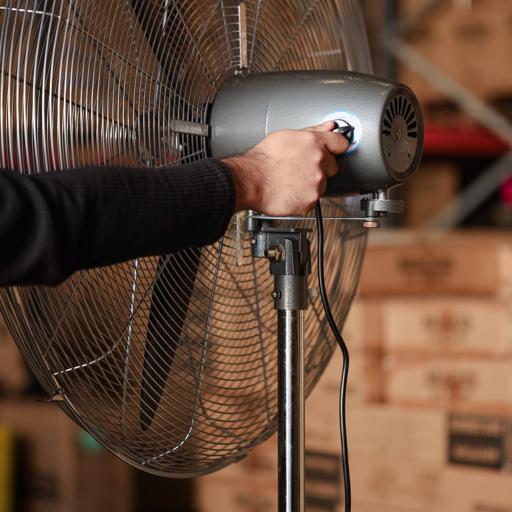 display image 2 for product Geepas 30" Industrial Pedestal Fan