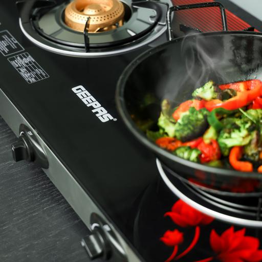 display image 7 for product Geepas GGC31012 3-Burner Gas Cooker Size 70mm, 40mm & 90mm Respectively - Ergonomic Design, Automatic Ignition, 3 Heating Zones |Stainless Steel Frame & Tray