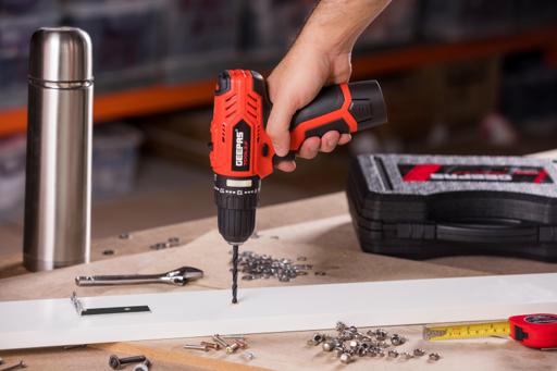 Drill driver with online hammer function