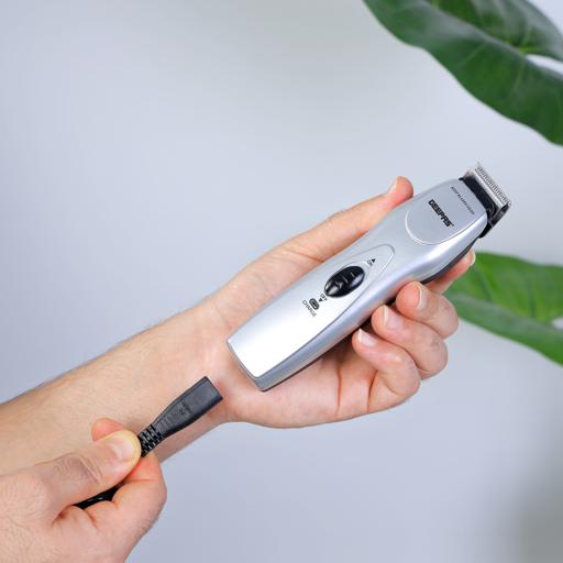 display image 3 for product Geepas Rechargeable Trimmer 3W - Portable Comfortable Grip, Chromium Steel Blade, Cordless Operation