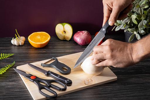 display image 1 for product Delcasa 5 Pcs Kitchen Knife Set With Cutting Board