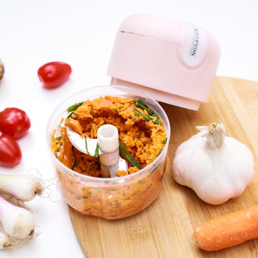 Fancy Electric Garlic Chopper, Portable Cordless Mini Food Processor,  Rechargeable Vegetable Chopper Blender for Nuts Chili Onion Minced Meat and  Spices Pink 