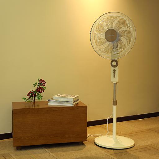 display image 3 for product Olsenmark Stand Fan, 18 Inch - Super Quiet Copper Motor - 3 Speed Setting - 7 Leaf Blade