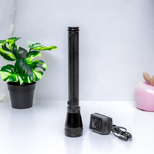 display image 3 for product Olsenmark OMFL2747 Rechargeable LED Flashlight - 2 *3.7V 2500mAh Lithium-ion Battery - CREE-XPE LED Chip - Aluminum Body is Made By CNC Machining - Shine, Corrosion Resistant - 3000mtrs Range