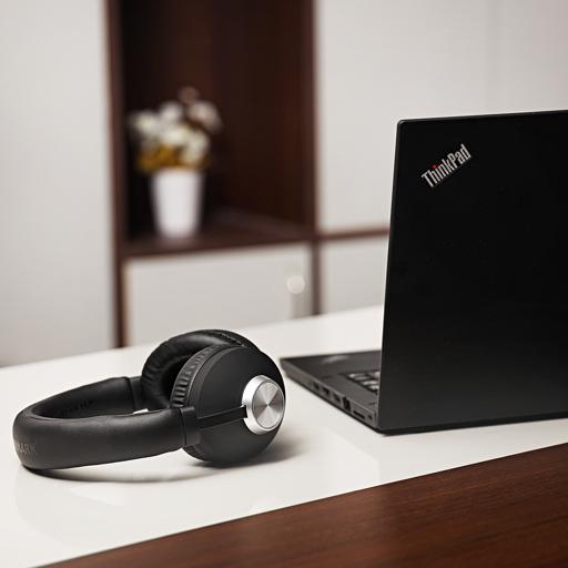 display image 3 for product Olsenmark Bluetooth Headphone - Jieli 4.0 Bluetooth - 300Mah/3.7 V Li-Battery - Playback Time: 10