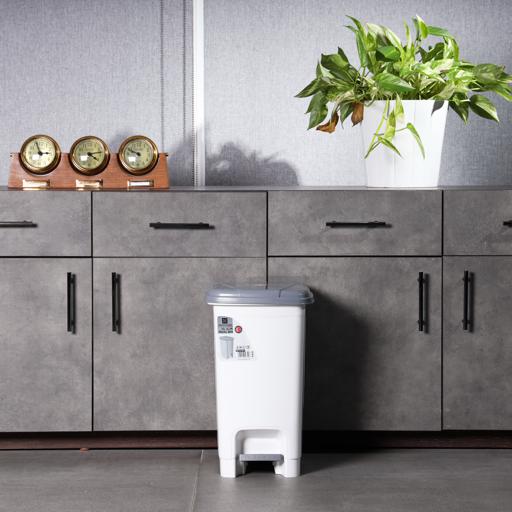 display image 3 for product Slim Pedal Dust Bin, 15L Plastic Waste Bin, RF10794 | Practical Slim Bin for Bathroom, Kitchen or Office | Foot Pedal Trash Bin for Commercial Purpose