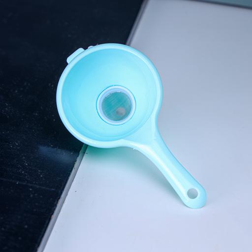 display image 2 for product Royalford Funnel with Strainer, PP Polymer Funnel, RF10953 | Funnel for Filling Bottles | Transferring of Liquid, Fluid, Dry Ingredients and Powder | Kitchen Tool