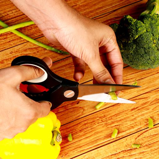 display image 3 for product Royalford 3-In-1Kitchen Scissor - Multi-Purpose Stainless Steel Home & Kitchen Utility Shear