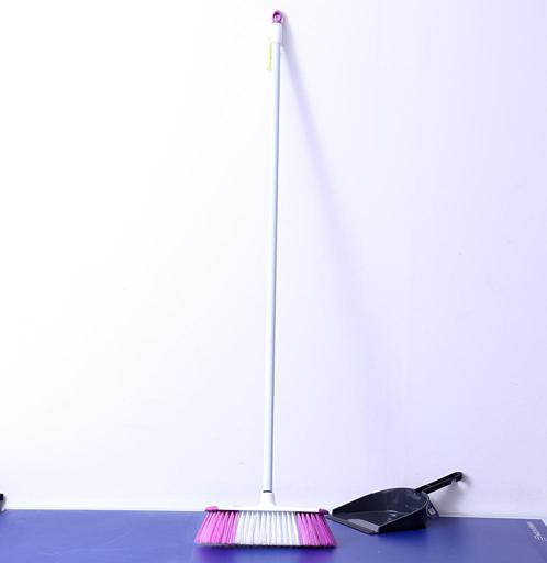 display image 3 for product Royalford Broom With Handle