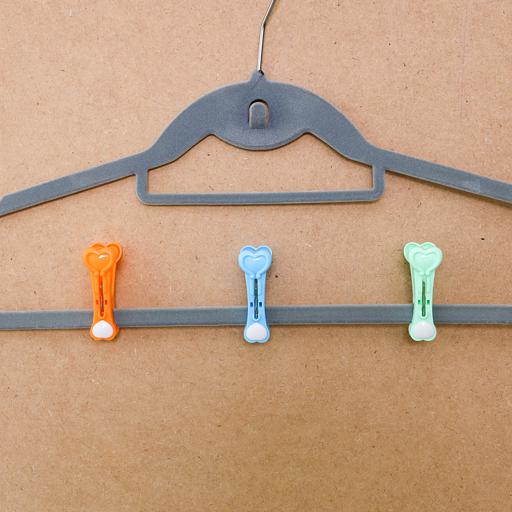 display image 3 for product Royalford Multi-Purpose 12 Pieces Cloth Clip- Hanger Clips, Slim-Line Plastic Finger Clips Clothes