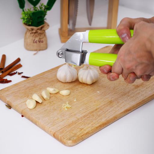 display image 3 for product Royalford Garlic Press With Plastic Handle - Super Easy To Clean - Crush Garlic & Ginger With Ease