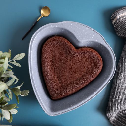 display image 4 for product Royalford RF8799 Heart Shape Cake Baking Tin, 27X25X6Cm, 0.5Mm, Shaped Baking Pan, Non-Stick Heart Shaped Bake